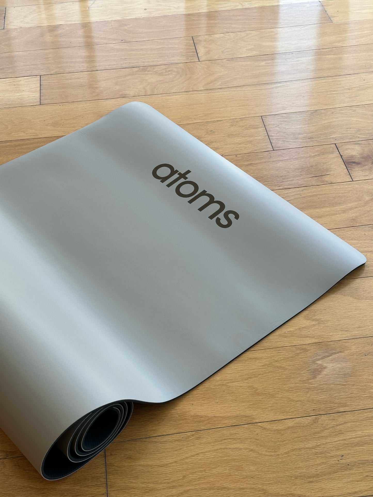 Atoms cream colored mat - alo yoga dupe